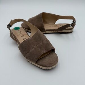 Sole Society Dolven Dune Suede Leather Back Strap Summer Sandals Brown 8 NWOT‎